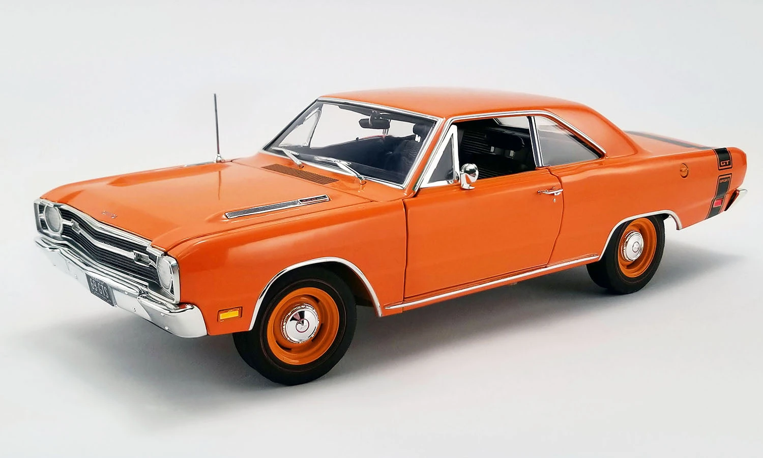 Acme 1/18 1969 Dodge Dart GTS 440