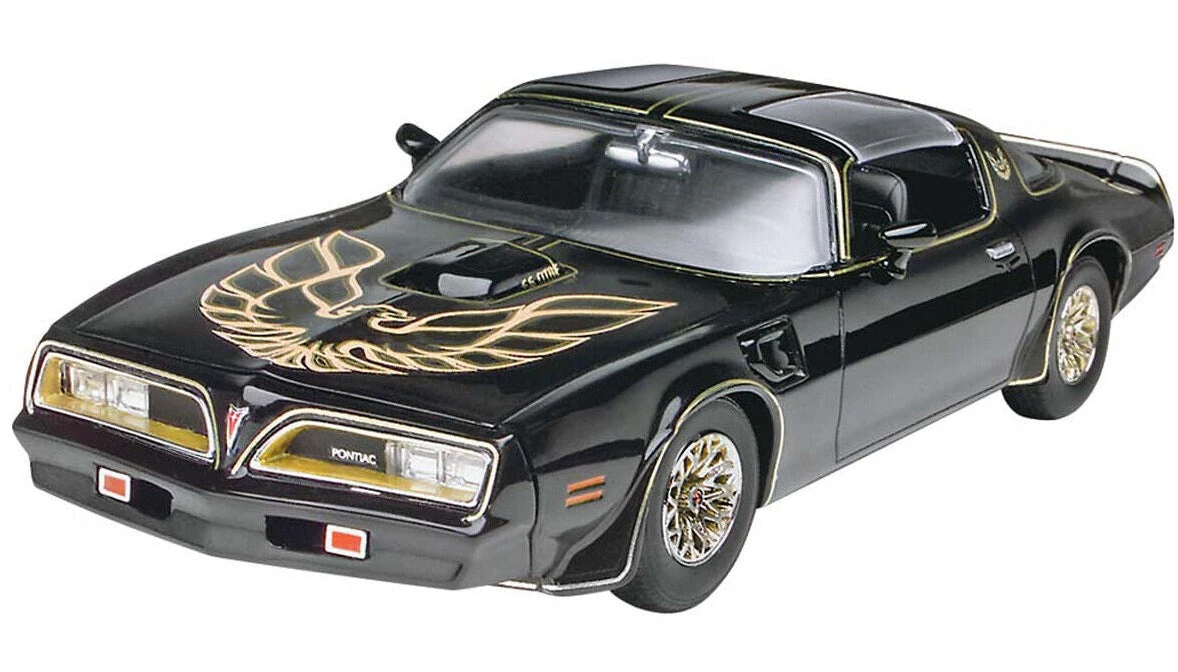 Revell 1/25 Smokey And The Bandit 1977 Pontiac Firebird - Image 2